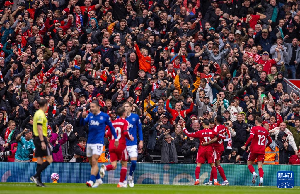 过往欧冠14次出现单赛季前6战全胜球队，最终仅2队夺冠（欧冠史上曾有14次球队单季前六战全胜，最终仅两队捧杯）