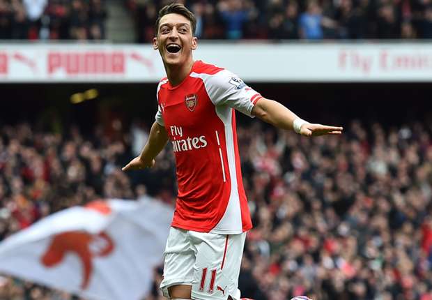 西媒：尤文、法兰克福以及斯图加特询价皇社中场苏契奇（西班牙媒体：尤文图斯、法兰克福与斯图加特已询问皇社中场苏契奇的报价）